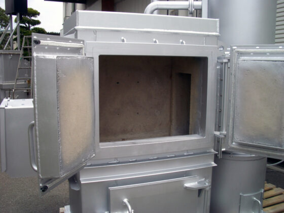 横長燃焼室(写真はFC-S0型)